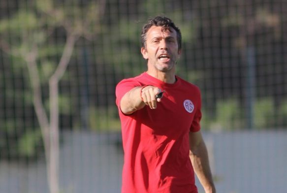 Blent Korkmaz: 