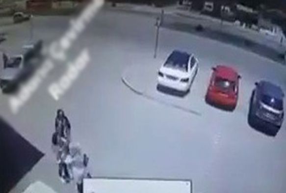 İki kişinin öldüğü feci kaza