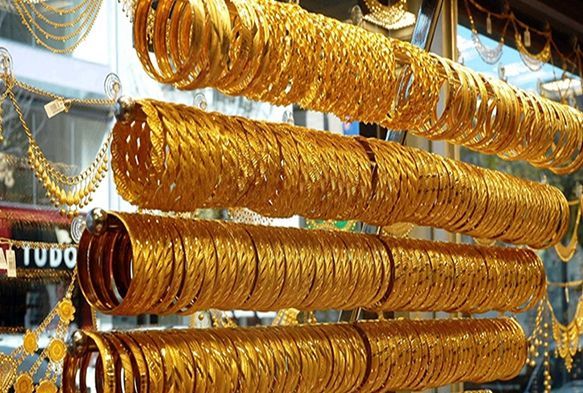 44 bin TL'lik altn bozdurup dolandrcya gnderdi