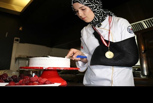 Kolunu kıyma makinesine kaptırdı, umudunu kaybetmedi