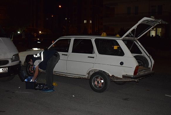 Otomobile silahlı saldırı: 2 ağır yaralı