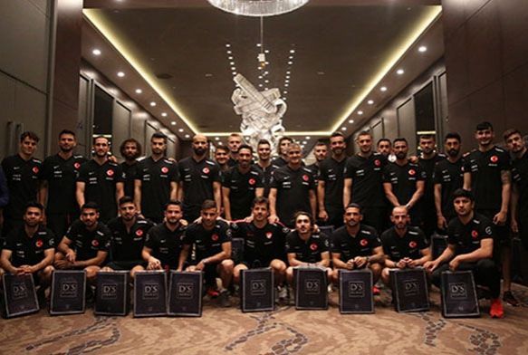 A Milli Futbol Takm bayramlat