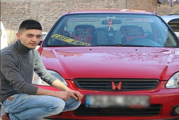 Seyir halindeki aracında silahlı saldırıya uğradı