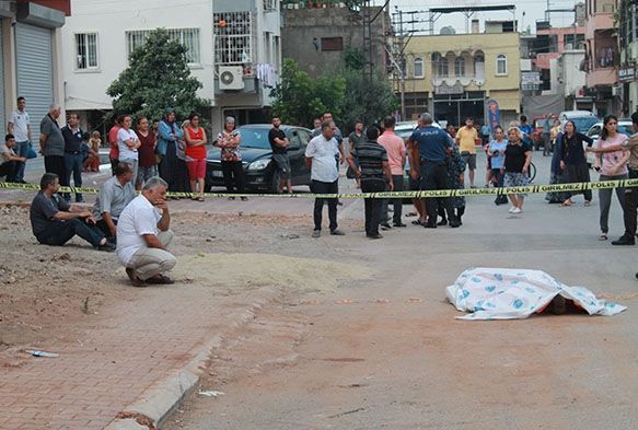 İşe giden kadına eski kocadan kanlı pusu