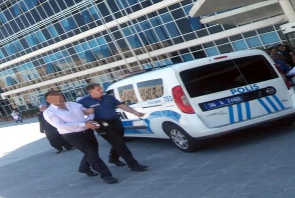 'Kanlı bez' tehdidi ile 'yağma'ya 6 yıl hapis cezası