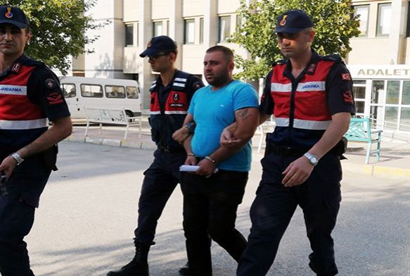 Amca ve yeğenin tüfekle öldürülmesi