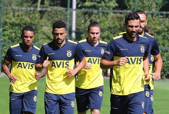Fenerbahçe yeni sezon hazırlıklarını sürdürdü