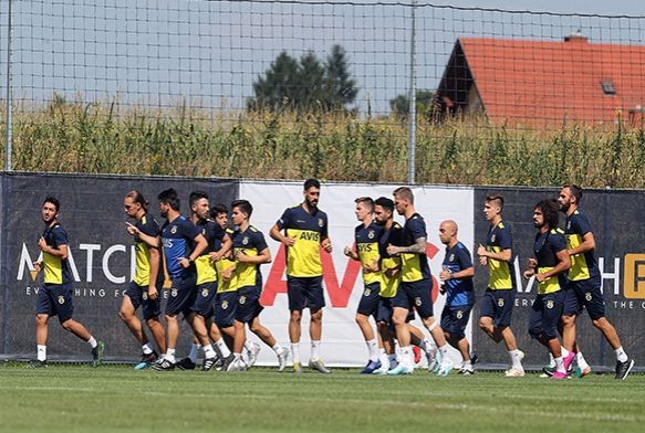 Fenerbahçe yeni sezon hazırlıklarını sürdürdü