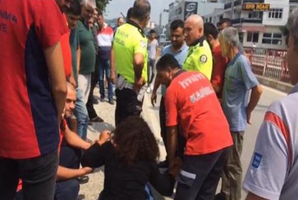 İntihar için köprüye çıkan 15 yaşındaki kız son anda kurtarıldı
