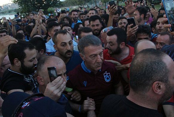 Ahmet Aaolu: 