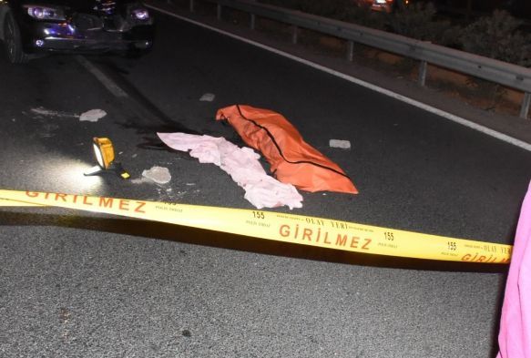 Milletvekilinin otoyolda çarptığı yaya hayatını kaybetti
