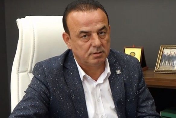 Ticaret Borsas Bakan Vekiline Silahl Saldr