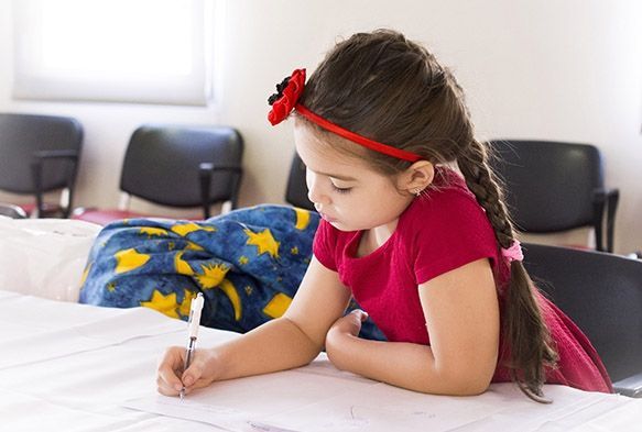 Ebeveyn kaygs ocuklarn okul korkusunu tetikliyor