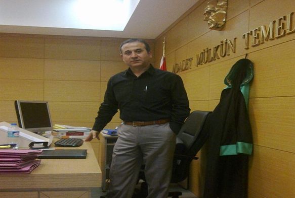 Babasn defalarca baklayarak ldren 17 yandaki ocuk teslim oldu
