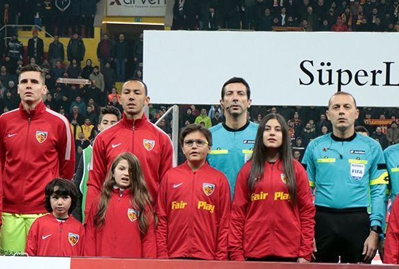 Kayserispor akr ile glemiyor