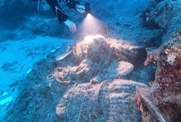 Antalya'da ortalama 2 bin yllk 27 gemi bat bulundu