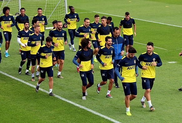 Fenerbahe, Kasmpaa ma hazrlklarna devam etti