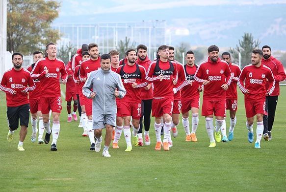  Lider Sivassporda Kayseri mesaisi balyor