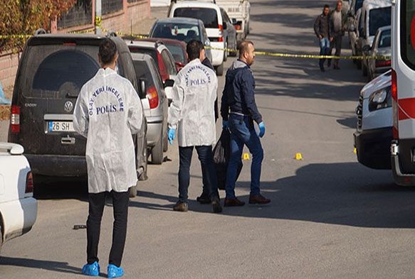 Duruma ncesi silahl kavga: 1 l, 4 yaral