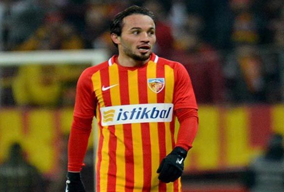 Kayserisporlu futbolcu Ziya Alkurt: Benden Messi olmam bekliyorlar