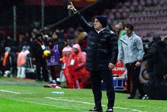 Fatih Terim: Arda Turan futbolu burada brakmal
