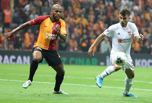 Yiidolar deplasmanda 12 puan toplad