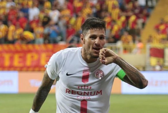 Kayserispor Angelo'yu transfer etti