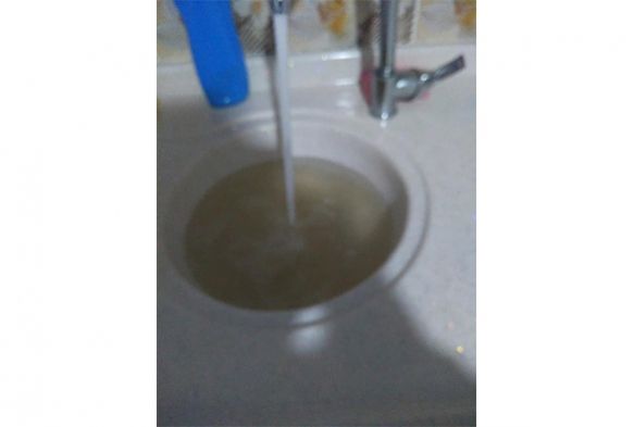 Balcıçakır'da çeşmelerden çamur akıyor iddiası