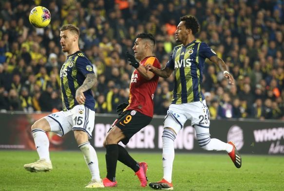 Galatasaray, 20 yl sonra Kadkyde galip