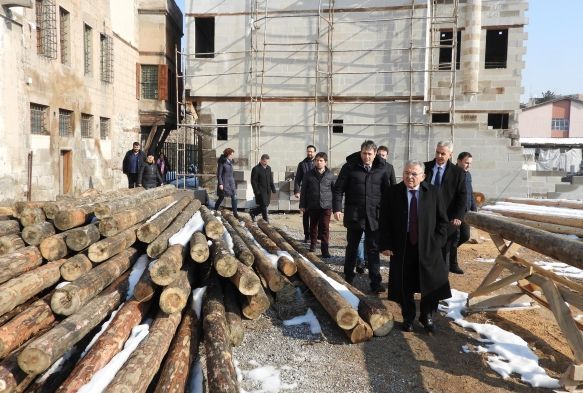 Bakan Bykkl, restorasyon almalarn inceledi