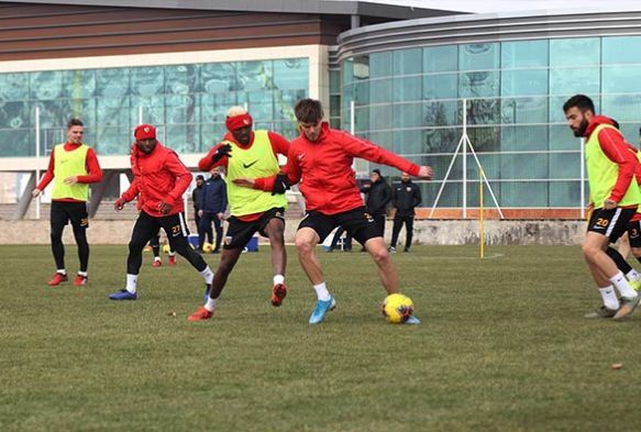 Kayserispor'da kaplar kapand