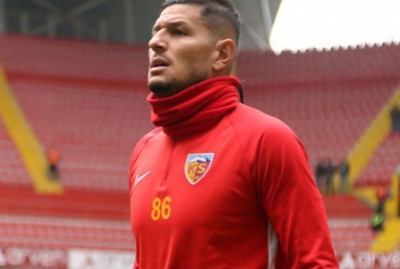Kayserispor'un stoperi Diego Angelo: