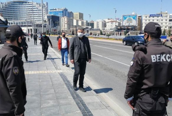 Karabrk'ten uygulama yapan polislere ziyaret