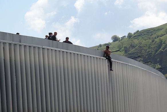 Valilik atsndaki ovu polis merkezinde bitti