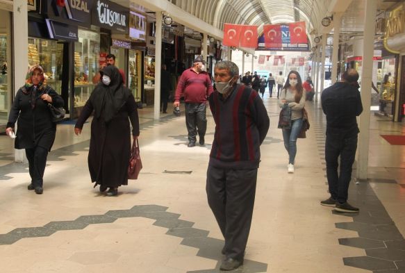 Kayseri'de kısıtlama sonrası yoğunluk