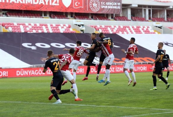 Kayserispor yendi, namalup kalmad