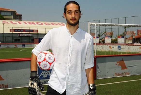 Altnordu'dan Trabzonspor'a bir kaleci daha