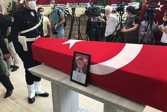 ehit polis  Gkteke son yolculuuna uurland