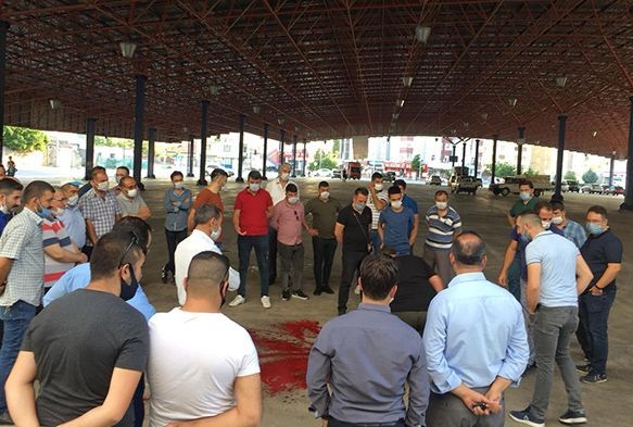 KURBAN KESİMİNİ MELMEK’TE ÖĞRENİYORLAR
