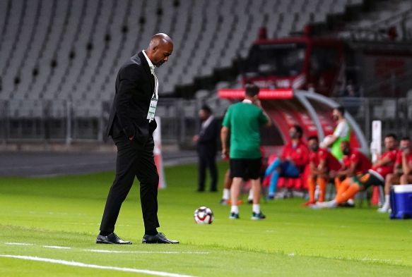 Trabzonspor, Eddie Newton ile yola devam ediyor