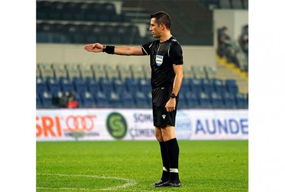 Galatasaray-Kayserispor mcadelesinin VAR hakemi Ali Palabyk oldu