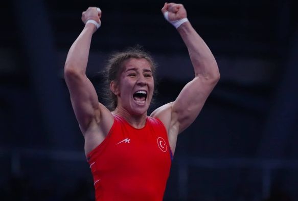 Yasemin Adar'dan gm madalya