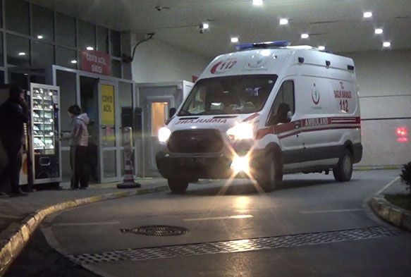 112 Acil Salk ekibine kurusk tabancal saldr