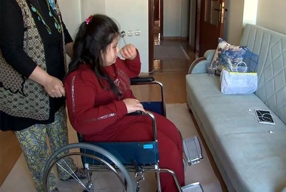 Yanl ameliyat, tekerlekli sandalyeye mahkum etti