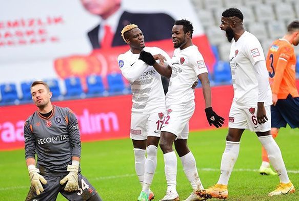 Baakehir, tarihinde ilk kez 5 gol yedi