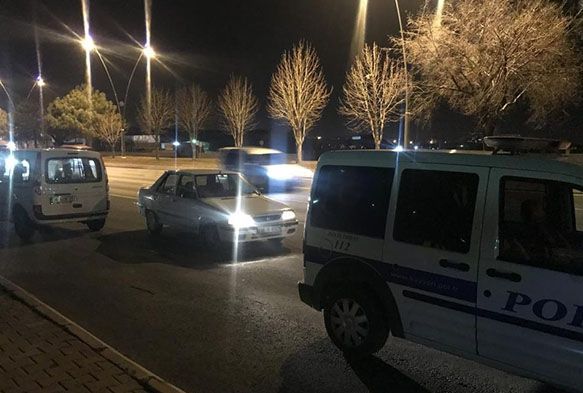 aldklar otomobille gezerken yakalandlar