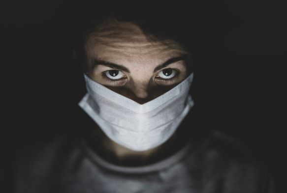 Covid-19 geiren erkekler risk altnda