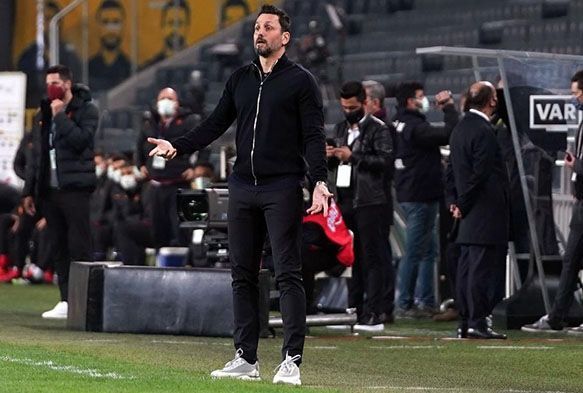 Erol Bulut: Fenerbaheye kar izgiler biraz farkl iziliyor