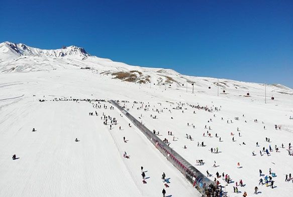 Erciyes'te denetimler artrld, pistler turistlere kald
