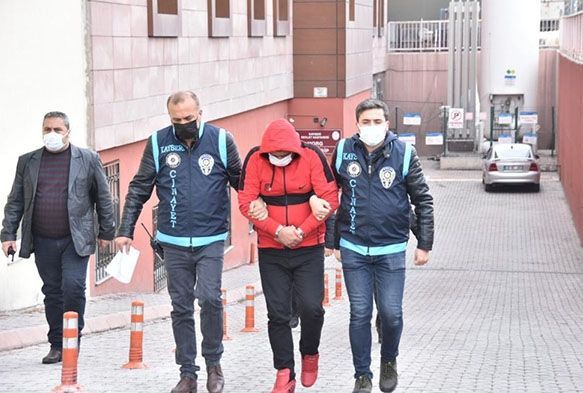  Eski eini ldren 'krmz ayakkabl' pheli tutukland